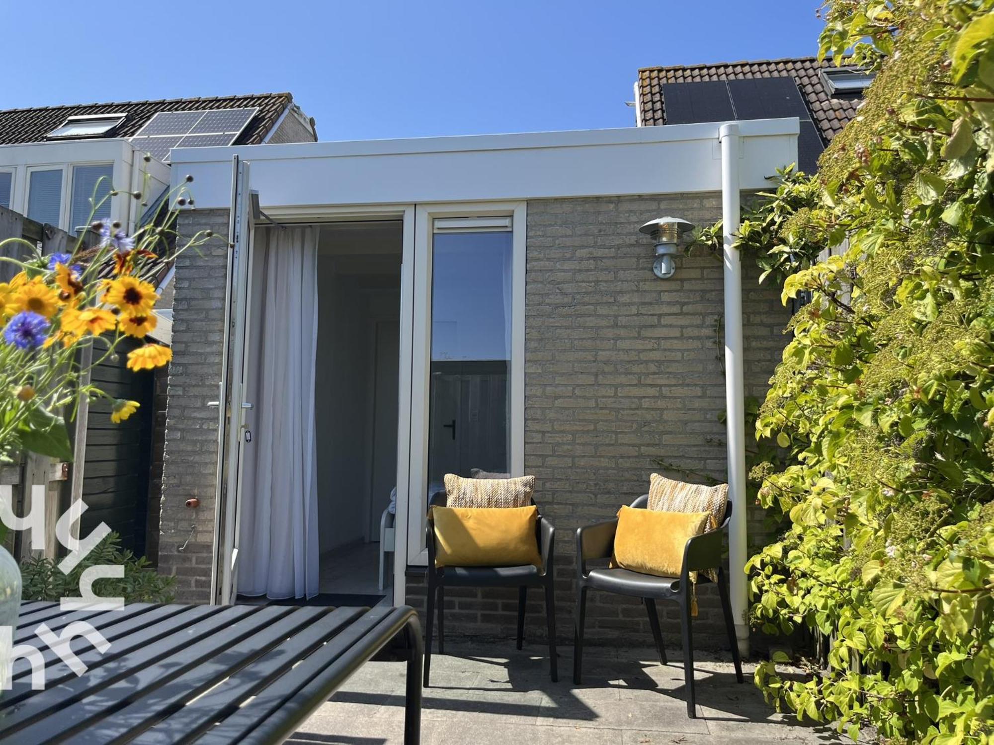 Fijne Vakantiewoning In Domburg Op Loopafstand Strand En Centrum Met Parkeerplaats Luaran gambar